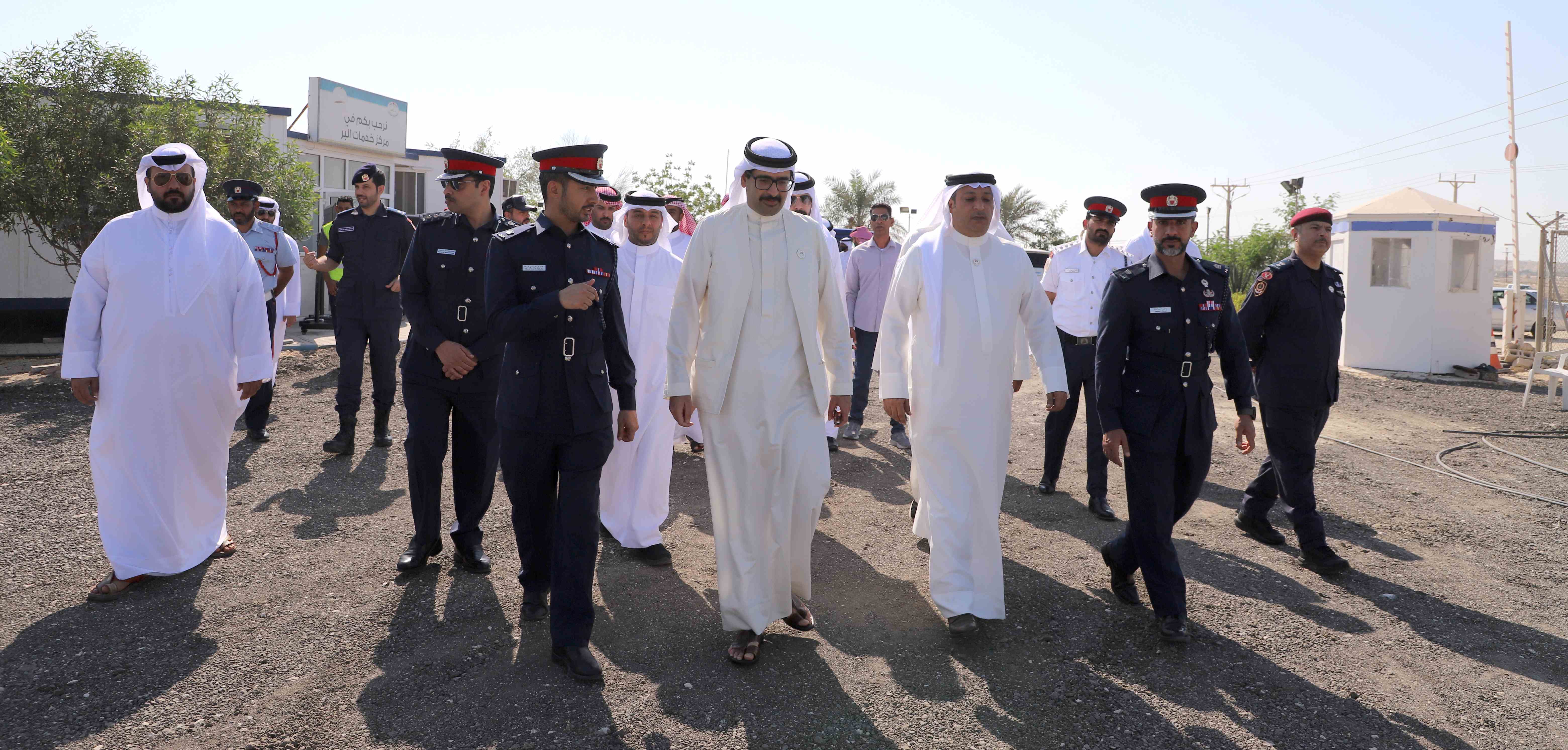  خلال الزيارة التفقدية لمركز خدمات البر: سمو محافظ الجنوبية يؤكد الجاهزية والاستعداد لاستقبال موسم البر بالتعاون مع الإدارات الأمنية والحكومية، وتقديم خدمات ذات جودة وكفاءة عالية للمخيمين ومرتادي البر<